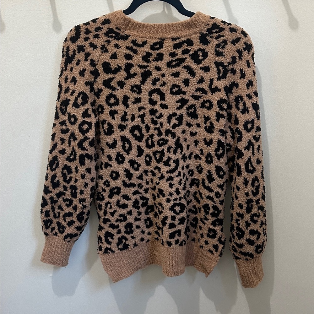 Joyspun Oversized Cheetah Fuzzy Sweater - Picture 4 of 4